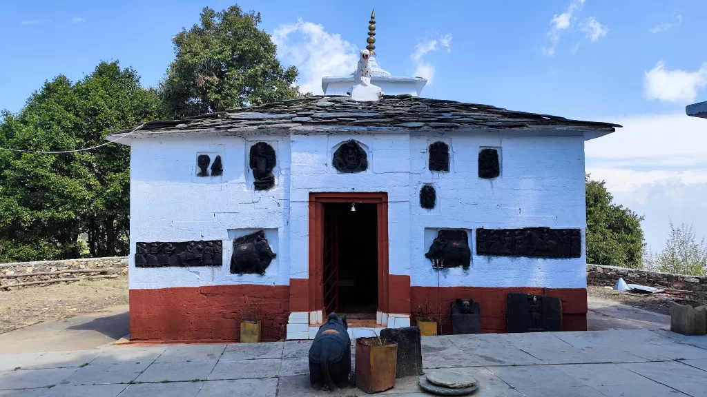 Pinakeshwar Temple near Kausani